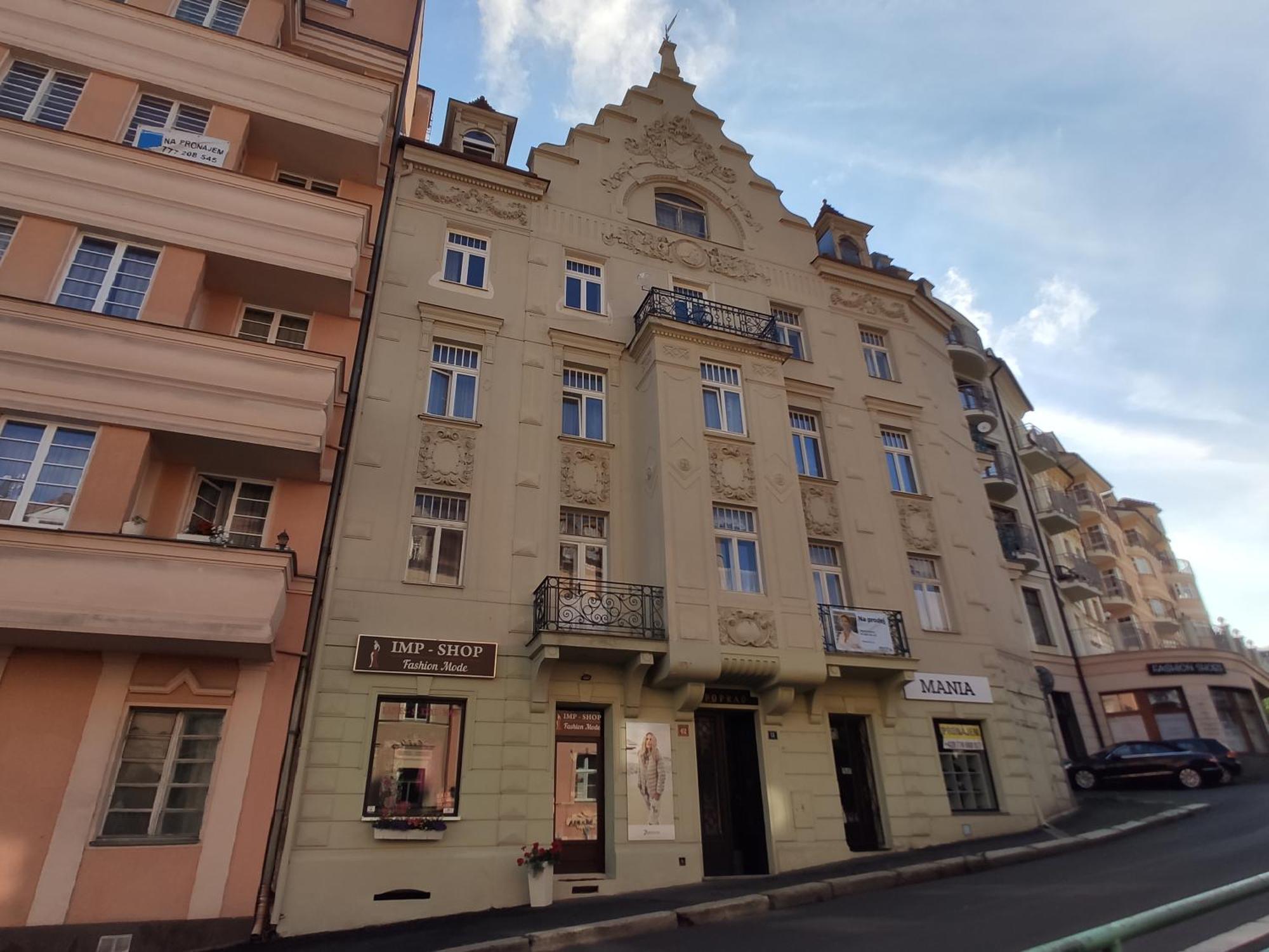 Apartman 63M2 S Balkonem V Lazenskem Centru Karlsbad Buitenkant foto